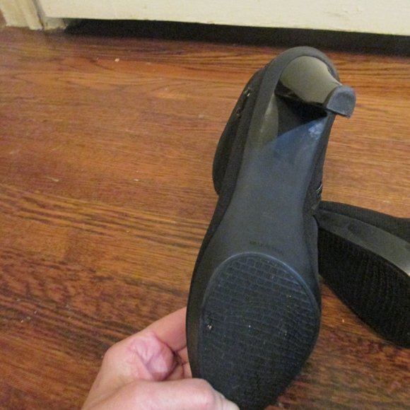 Stuart Weitzman Black Gore Tex Ankle Boots Size 7 High Heel Side Zipper - Picture 7 of 11